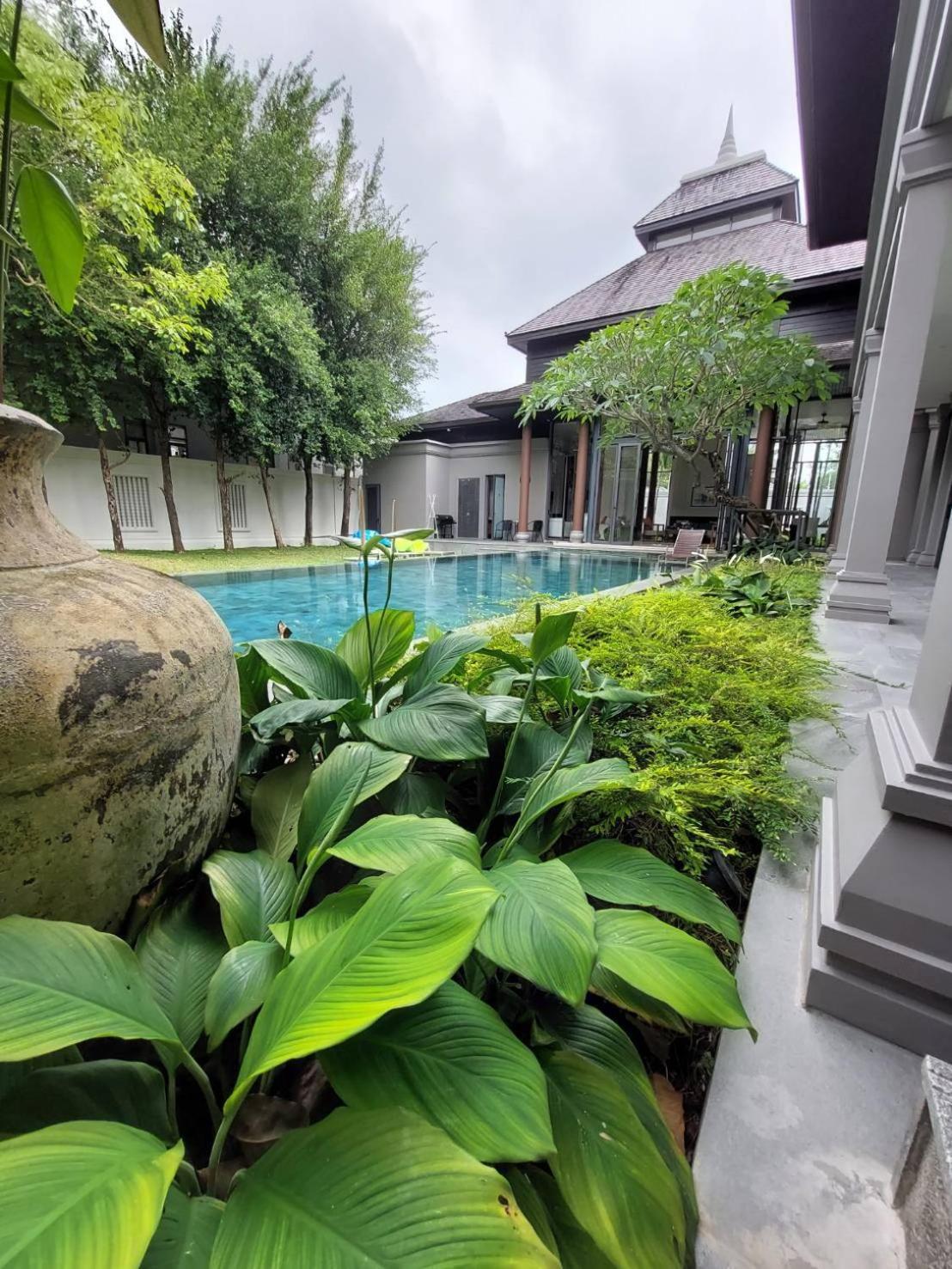 Villa Deva Moon *